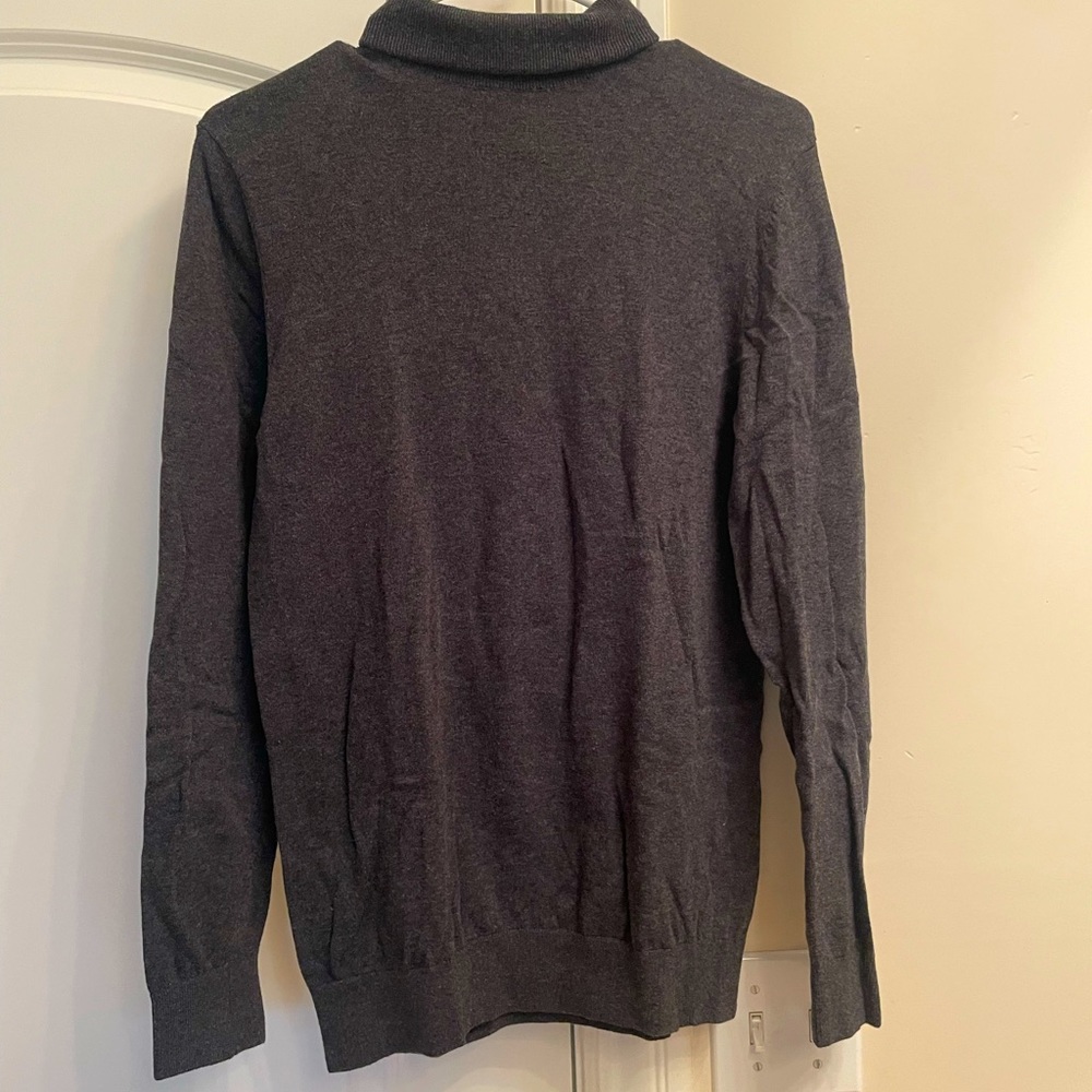 Stylish charcoal turtle neck! Great for upcoming holidays